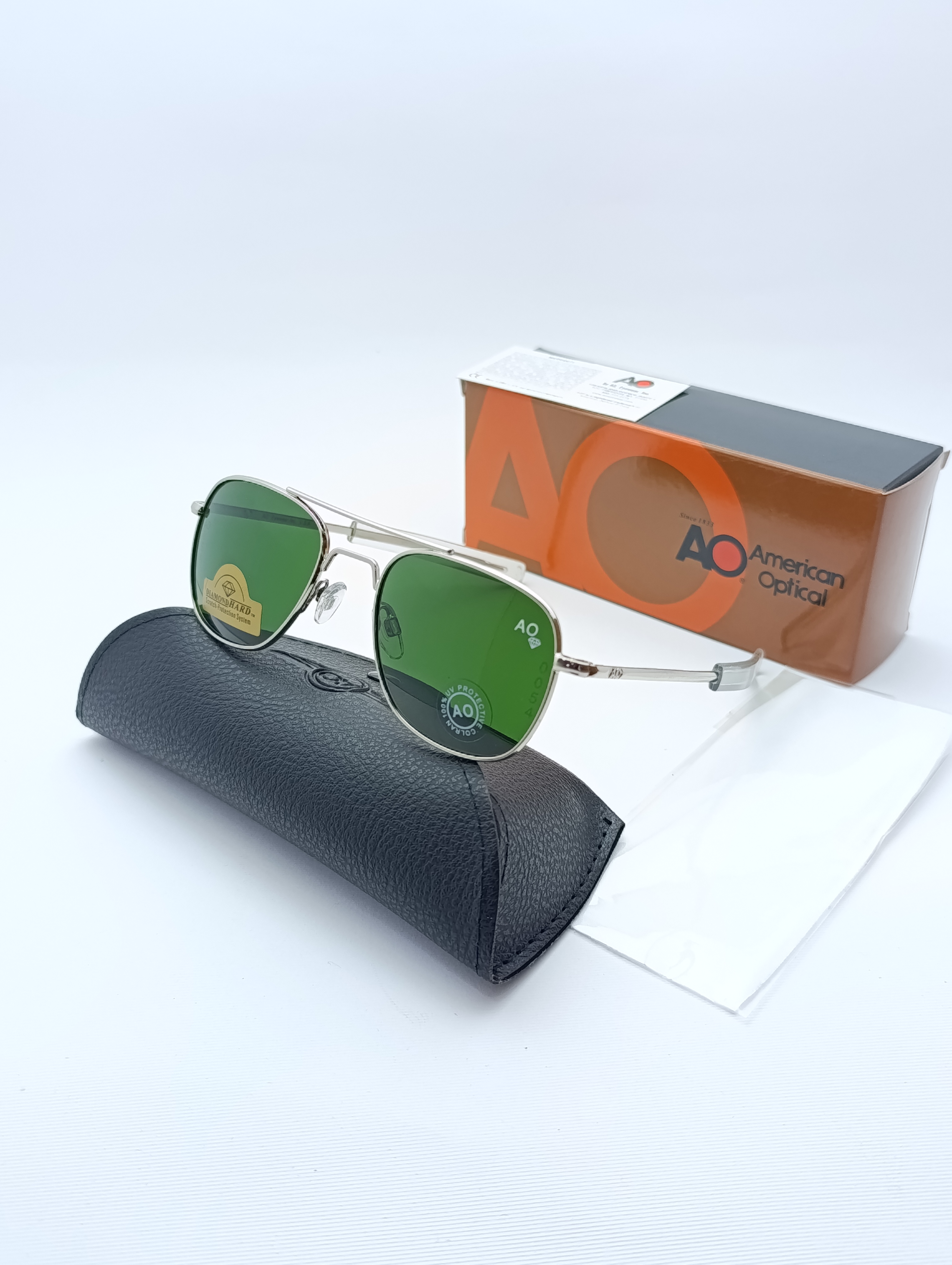 عینک آفتابی مردانه American Optical مدل Original Pilot با عدسی سبز و فریم نقره‌ای